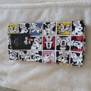 Classic Disney Stars Posing Cotton Kitchen Towels